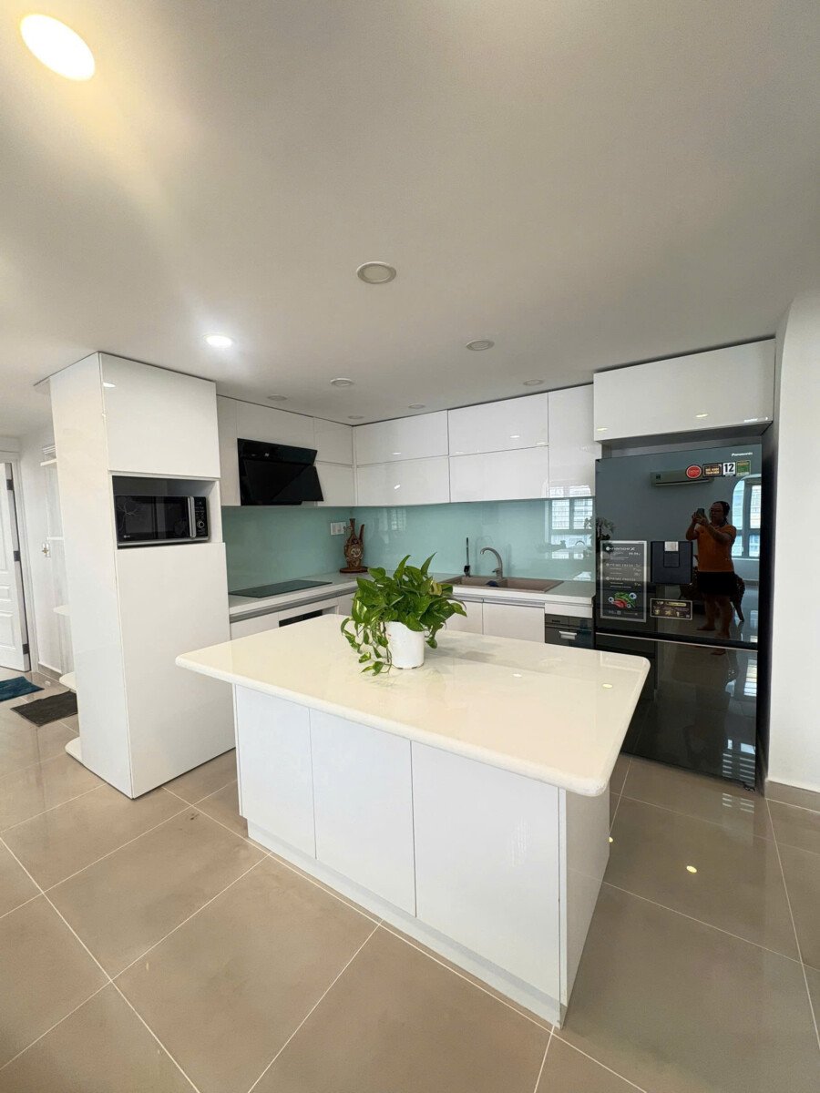 bep can ho cho thue 2 - Cho thuê căn hộ duplex sky garden 1, 03pn, giá 25tr/tháng, nội thất đầy đủ.