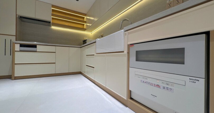 Cho thuê căn hộ duplex Sky Garden 1, tổng diện tích 130m2, giá cho thuê 55tr/tháng, nhà mới 100%