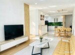bep can ho cho thue rong 150x110 - Hạ giá cho thuê nhanh căn hộ 03pn, Sky Garden 2, giá 22tr/tháng, nhà mới , đầy đủ nội thất.