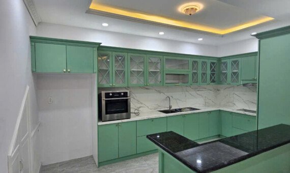 bep trong biet thu ban 570x340 - Trang chủ