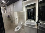 can-ho-co-2-toilet-hoan-thien