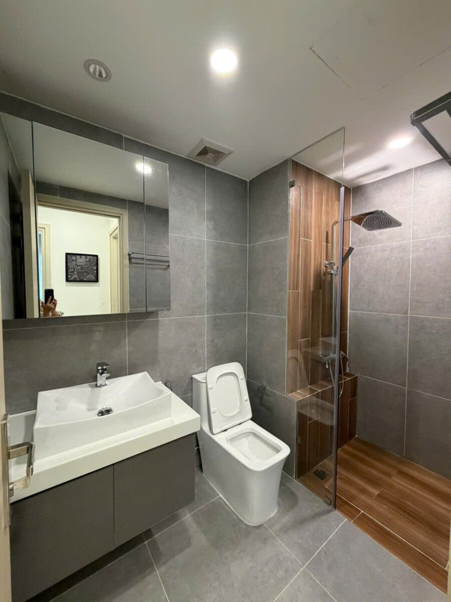 can ho co 2wc hoan thien nhu hinh - Giá cho thuê căn hộ tháp T7 chung cư The View phường Tân Mỹ T10/2026