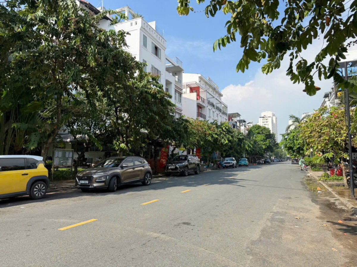 duong phan khiem ich 1 - Bán nền đất góc R3.12 đường Phan Khiêm Ích Phú Mỹ Hưng giá 62 tỷ