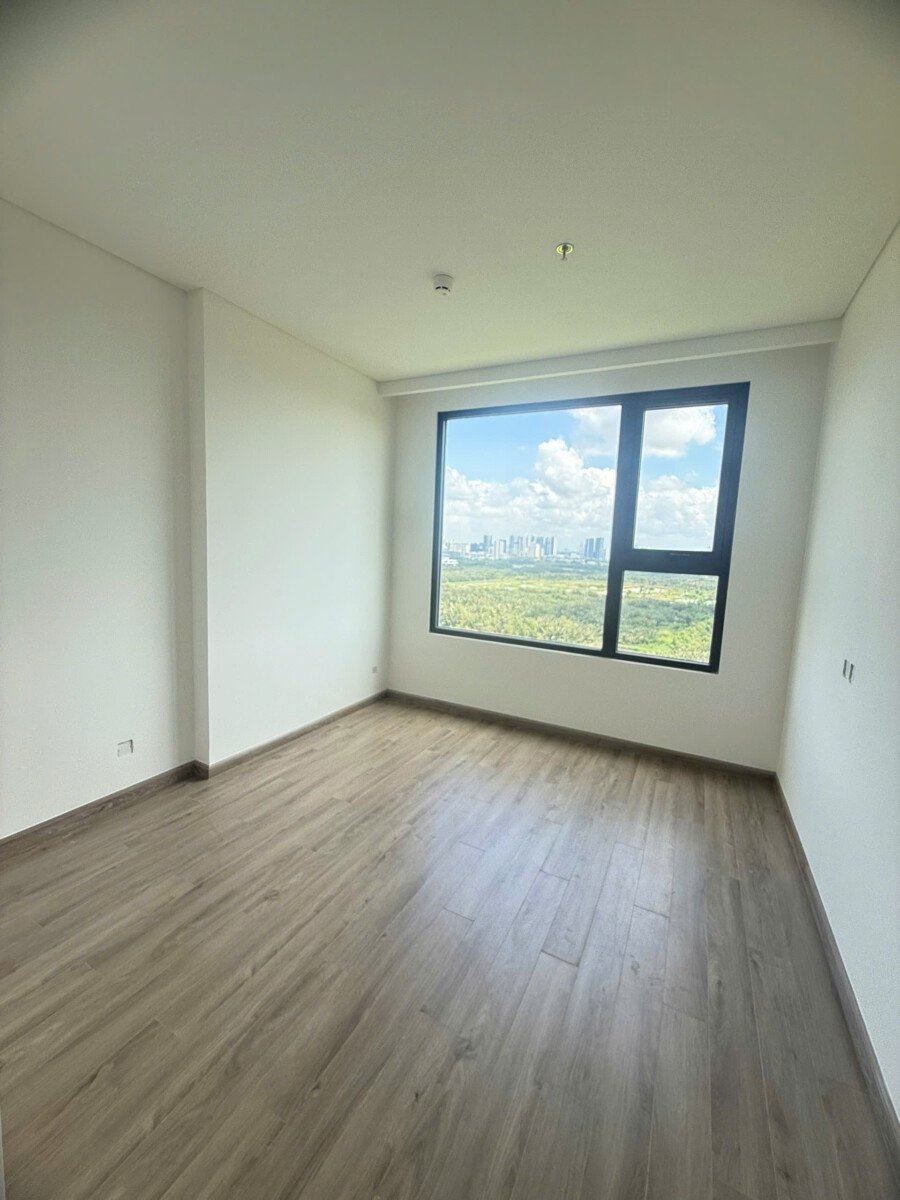 hien trang nha ban giao co 2pn hoan thien co ban - Giá mua bán căn hộ 2pn số 08 tòa A chung cư Essensia Sky Nhà Bè T10/2026