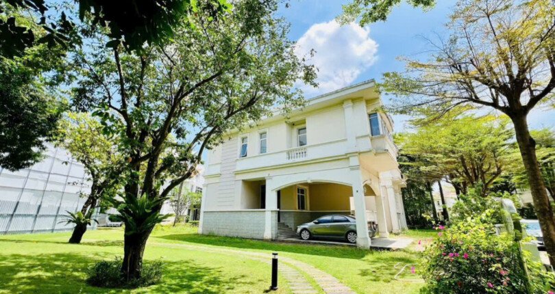 Bán Biệt thự Chateau mã căn A1-24 giá 230 tỷ
