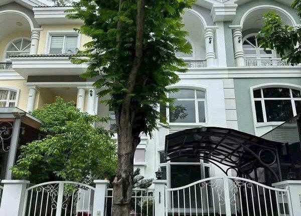 Cho thuê nhà Biệt thự Mỹ Phú 3 phường Tân Mỹ giá 45tr/tháng