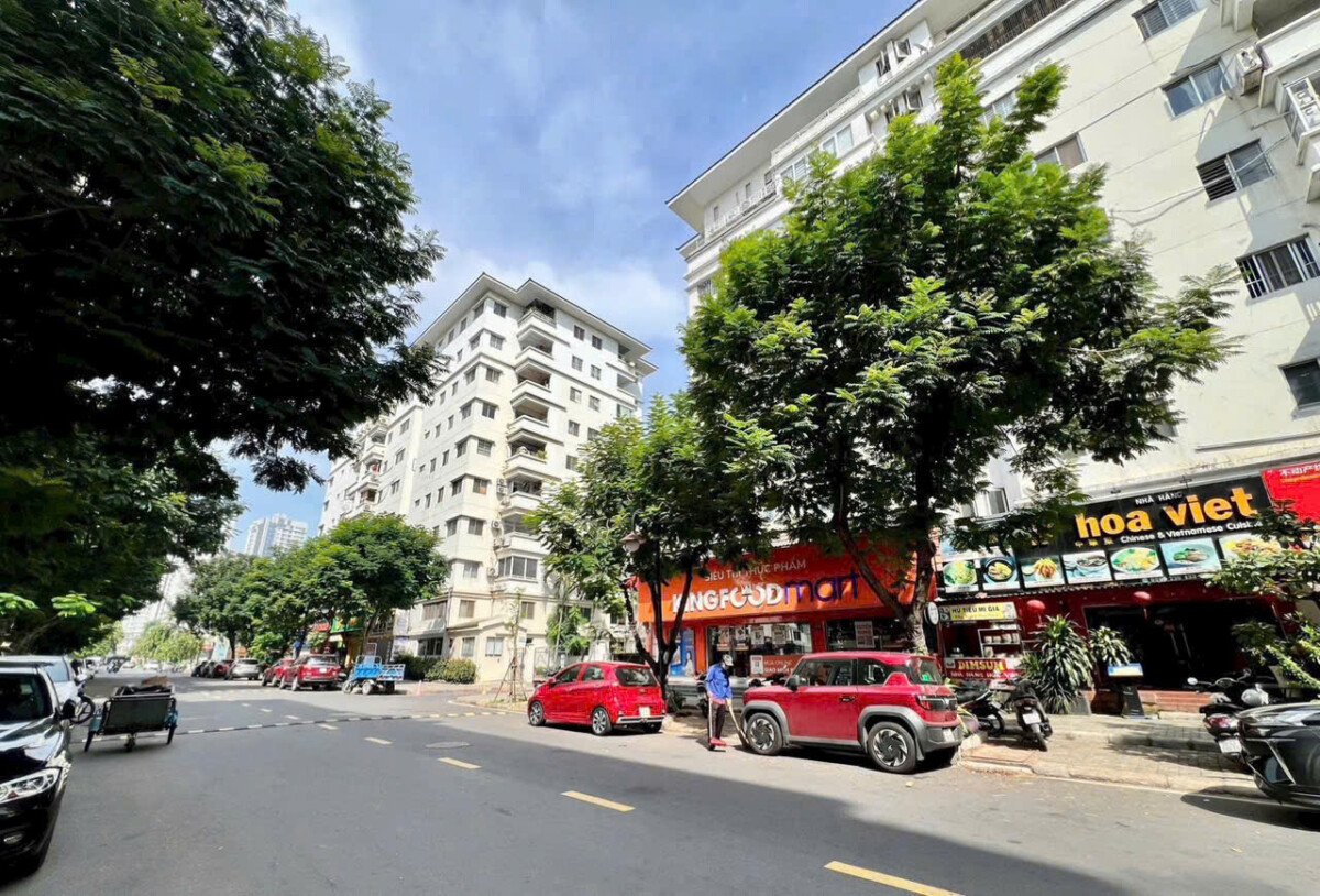 hinh anh duong so 6 phuong tan hung - Bán Shophouse Phú Mỹ Hưng căn góc Đường số 6 giá 38,5 tỷ