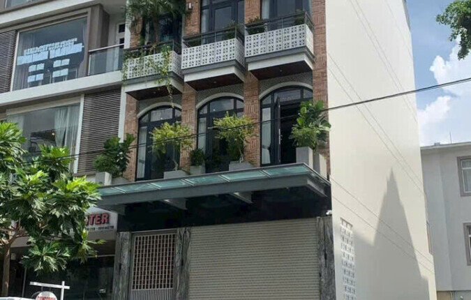 Bán gấp tòa nhà Khu Hưng Gia 5 giá 45 tỷ