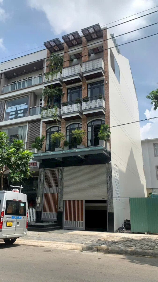 hinh anh nha ban tai hung gia 5 - Bán gấp tòa nhà Khu Hưng Gia 5 giá 45 tỷ