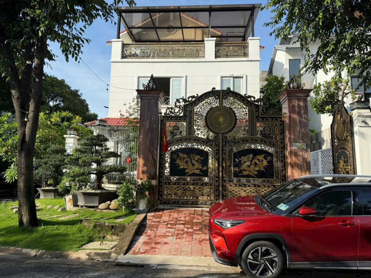 hinh anh nha biet thu ban 3 - Giá mua bán nhà Biệt thự 4pn nội khu Nam Phú Villas phường Tân Thuận t10/2026