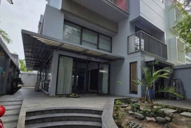 Giá cho thuê nhà Biệt thự 5pn kdc Phú Mỹ Vạn Phát Hưng phường Tân Mỹ T10/2026