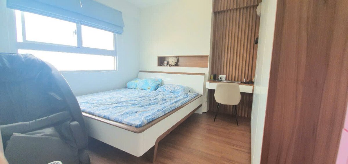 hinh anh phong ngu master can ho ban - Bán căn hộ 2pn tòa A chung cư Scenic Valley 2 giá 7 tỷ