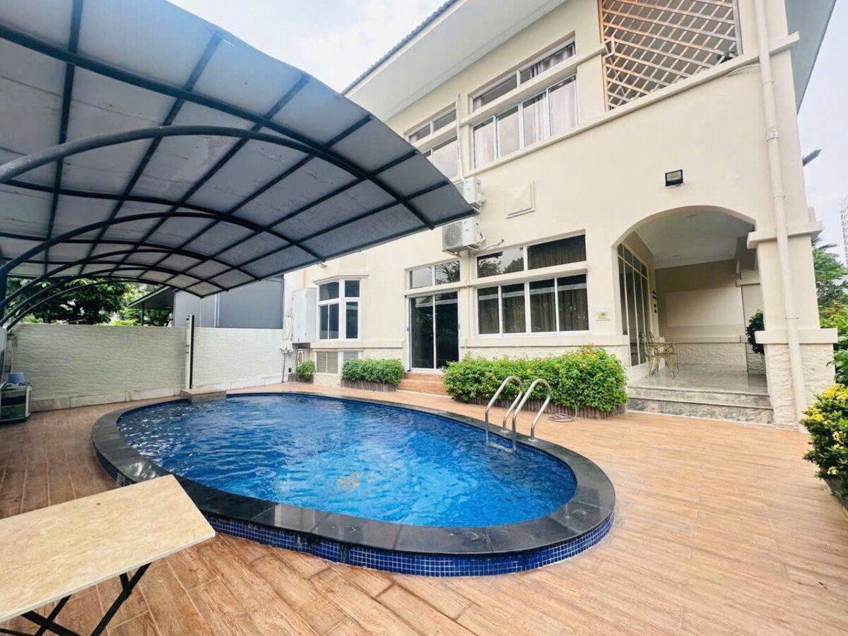 ho boi truoc nha - Giá cho thuê nhà Biệt thự có hồ bơi góc đường 21 và đường Hưng Long Phú Mỹ Hưng t10/2026