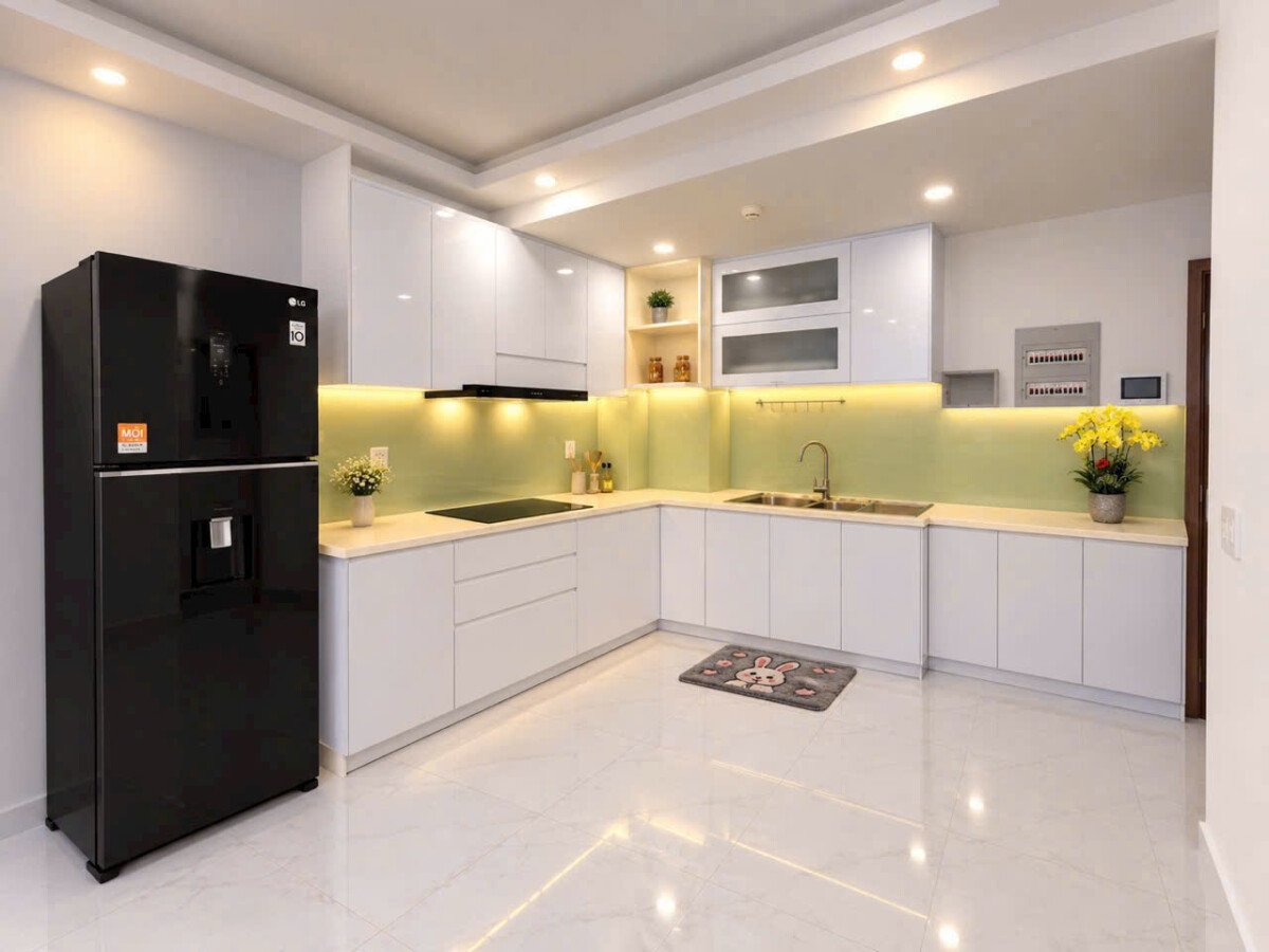 khong gian bep rong rai 6 - Bán gấp căn hộ 2pn chung cư Saigon South Residences giá 5,2 tỷ