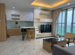 khong gian phong khach va bep 150x110 - Giá mua bán căn hộ 2pn số 05 tòa C chung cư Green Valley phường Tân Mỹ T10/2026