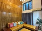 phong khach can ho cho thue 3 150x110 - Cần cho thuê căn hộ Duplex Sky Garden 1 89m2, + 40m lửng, giá 25tr/tháng.