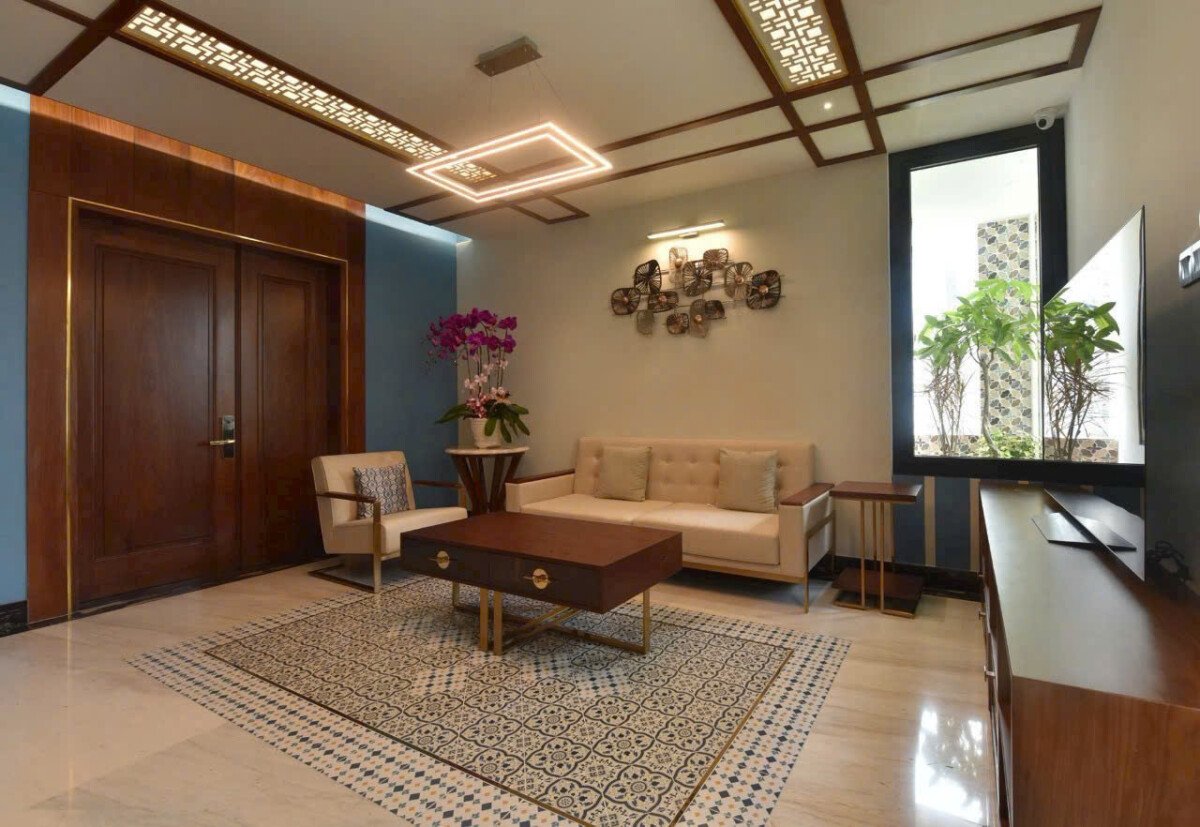 phong khach nha ban - Bán nhà phố căn góc công viên đường Nội khu Hưng Gia 2 giá 53 tỷ