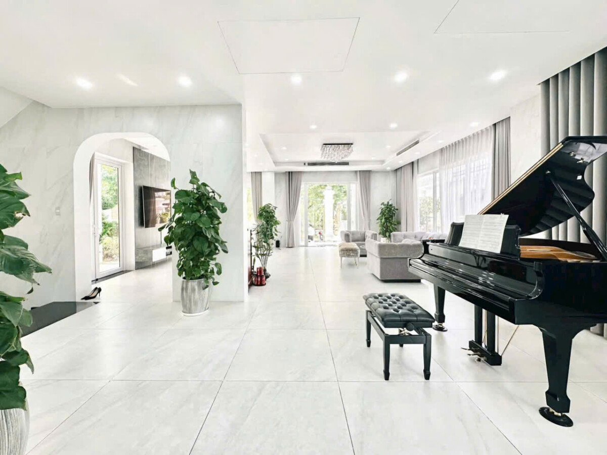 phong khach sang trong - Giá mua bán nhà Biệt thự 5pn Nội kkhu Cityland Riverside phường Tân Mỹ T10/2026