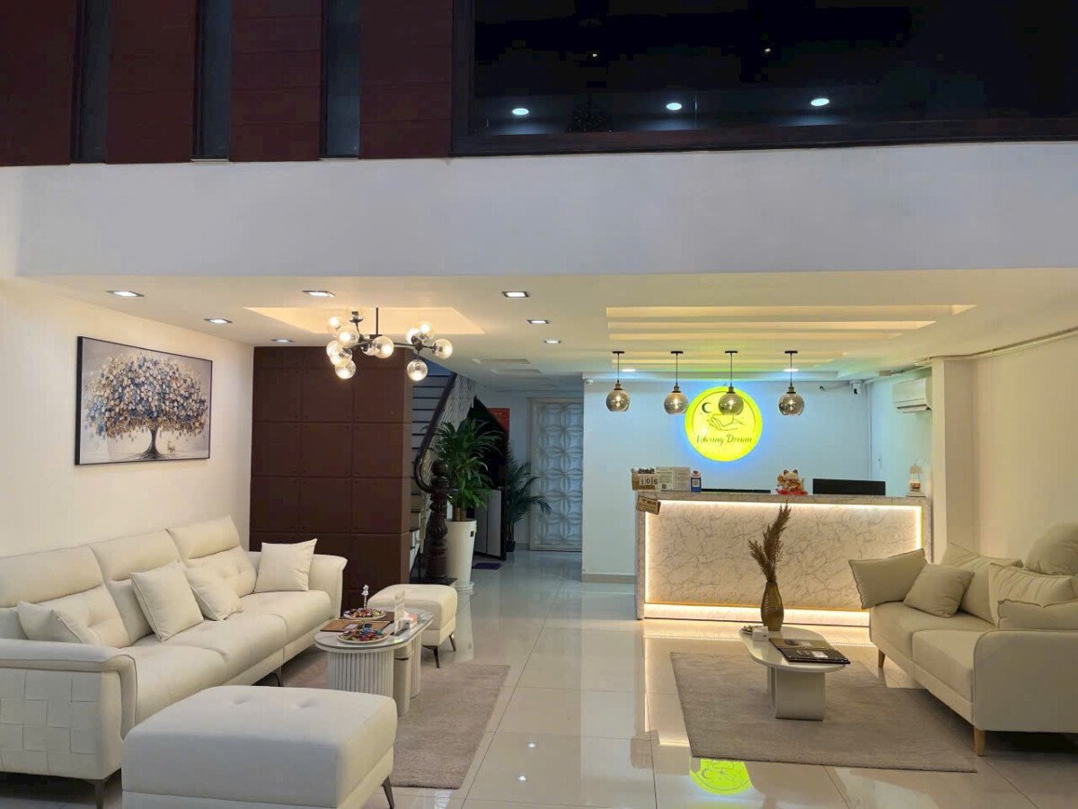 phong khach tang tret - Bán gấp nhà phố mặt đường Nội khu Hưng Gia 4 phường Tân Hưng giá 29,5 tỷ