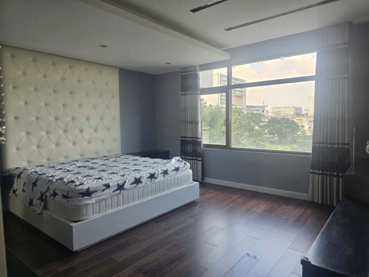 phong ngu can ho ban 3 - Giá mua bán căn hộ 3pn tòa O chung cư The Panorama phường Tân Hưng T10/2026