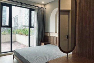 Cho thuê căn hộ Cardinal court , căn sân vườn , 02pn, giá 33tr/tháng, nội thất cao cấp.