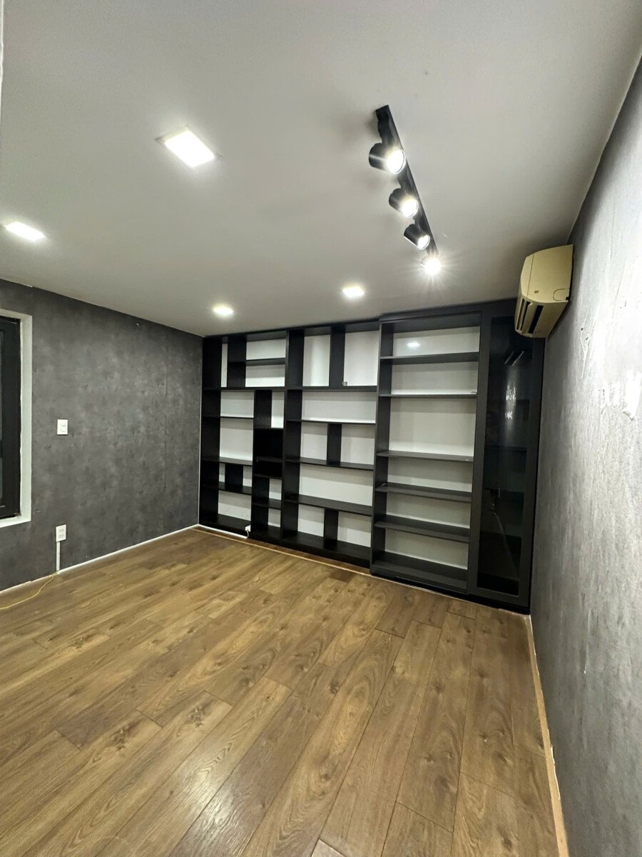 phong ngu can ho can cho thue - Cần cho thuê căn hộ Duplex Sky Garden 1 89m2, + 40m lửng, giá 25tr/tháng.
