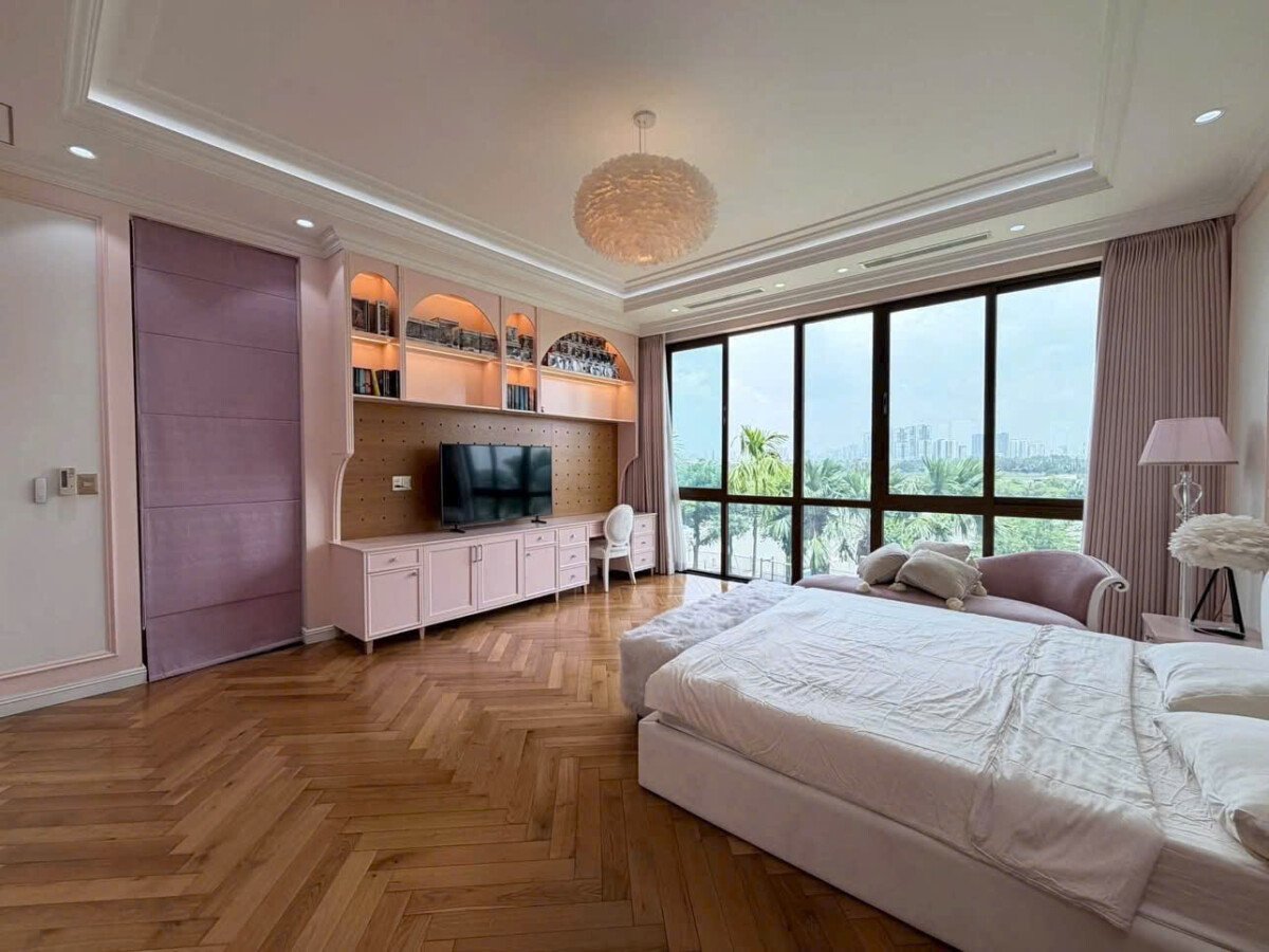 phong ngu sang trong - Giá mua bán nhà Biệt thự đơn lập kdc Lavila De rio Nhà Bè T10/2026