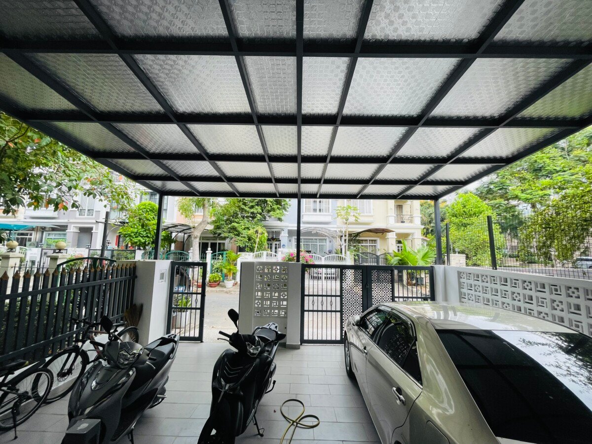 san vuon truoc nha ban 2 - Bán nhà Biệt thự Mỹ Thái 3 phường Tân Mỹ 5pn giá 39 tỷ