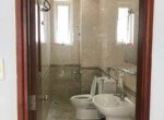 van-phong-co-wc-rieng