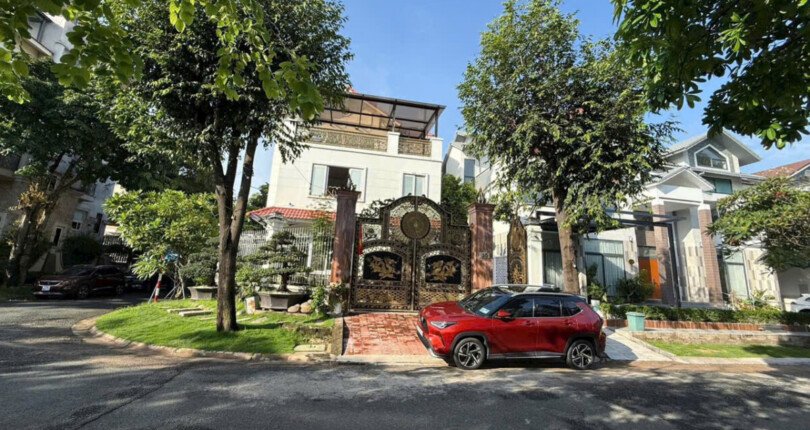 Giá mua bán nhà Biệt thự 4pn nội khu Nam Phú Villas phường Tân Thuận t10/2026