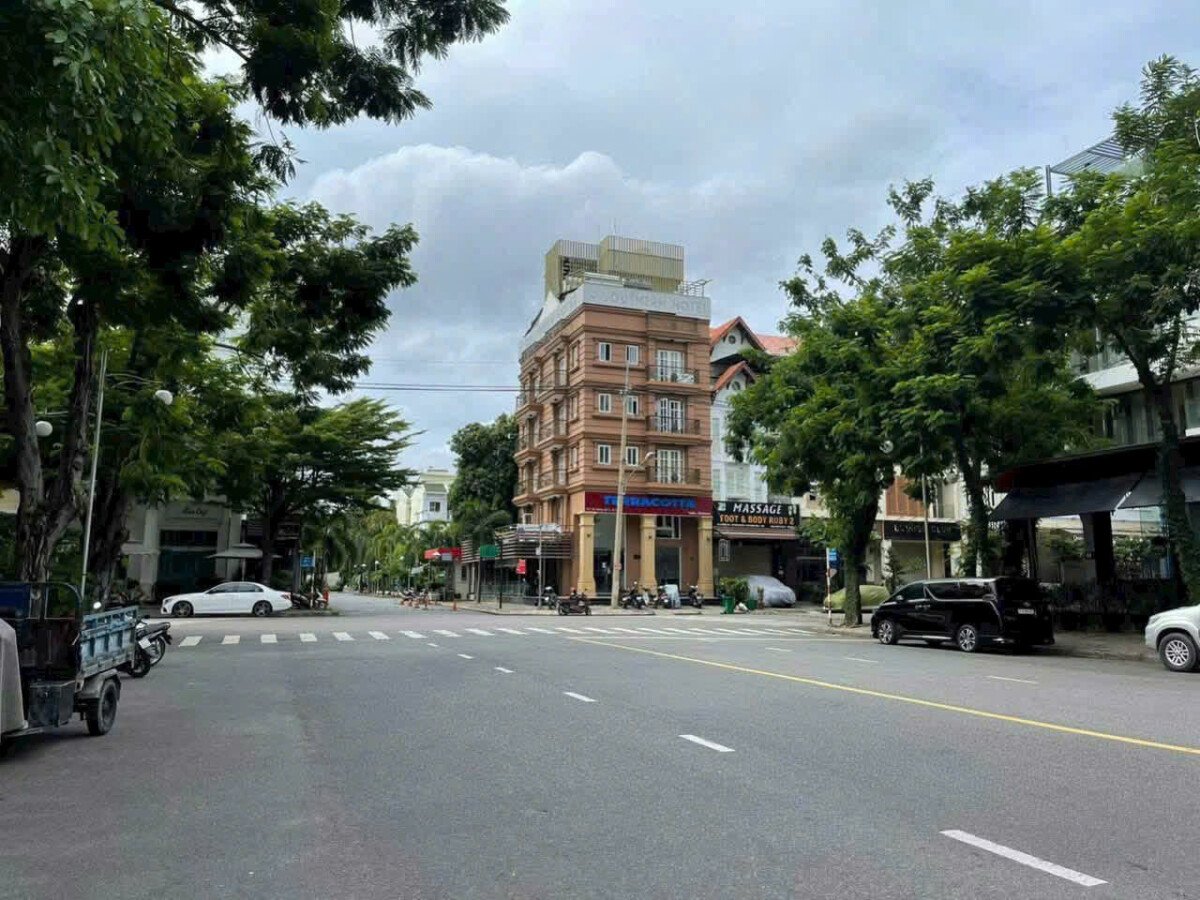 vi tri mat duong bui bang doan - Giá mua bán tòa nhà 17p chdv đường Bùi Bằng Đoàn phường Tân Hưng T10/2026