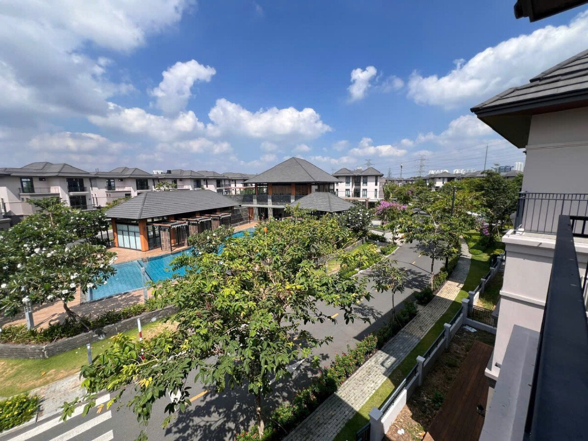 vi tri nha biet thu lien ke ho boi noi khu - Bán gấp nhà Biệt thự căn góc dãy B5 kdc Zeitgeist Nhà Bè giá 37 tỷ