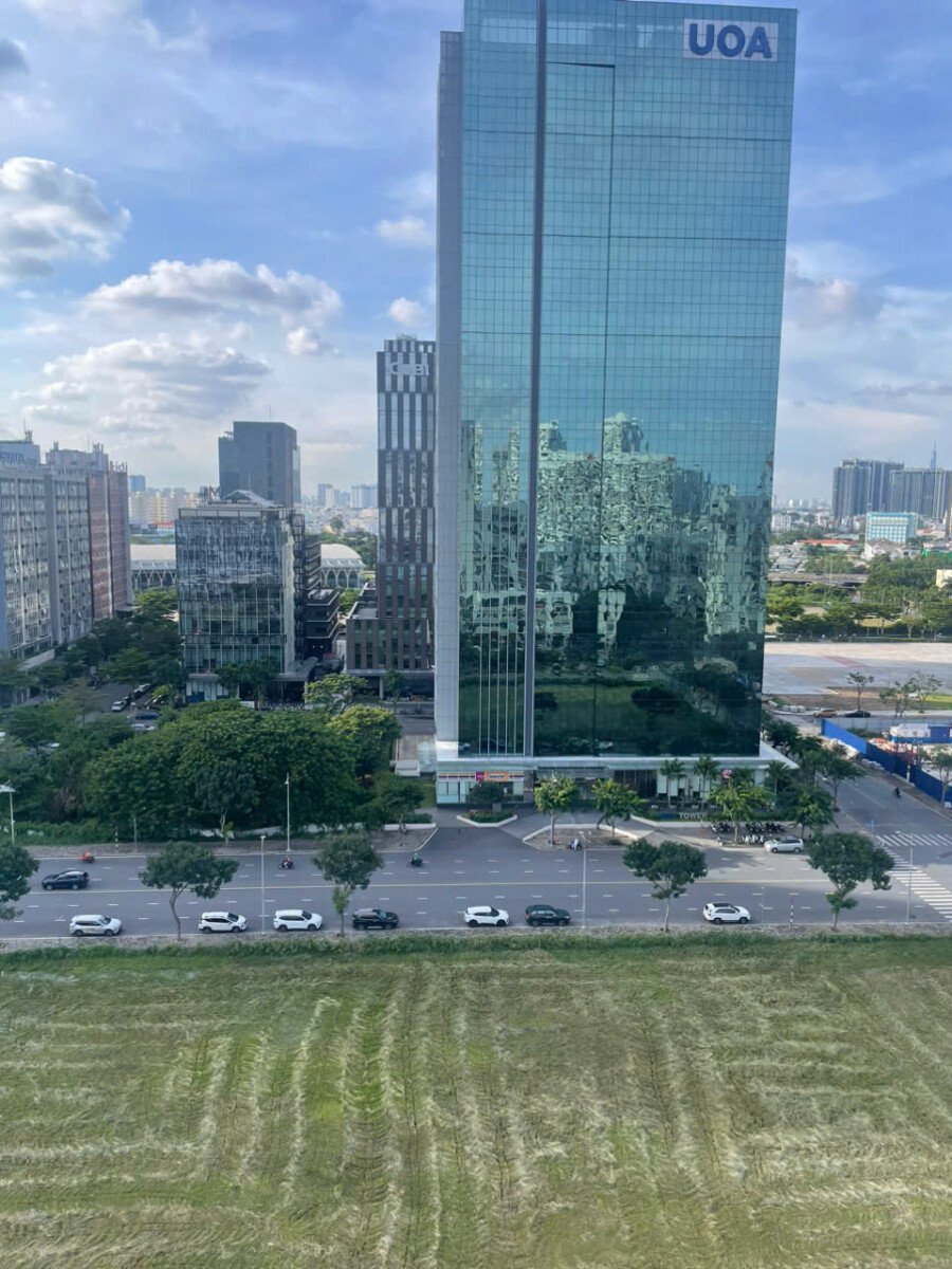 view balcony phong khach - Giảm giá bán gấp căn hộ 3pn tòa H chung cư Star Hill Phường Tân Mỹ T10/2026