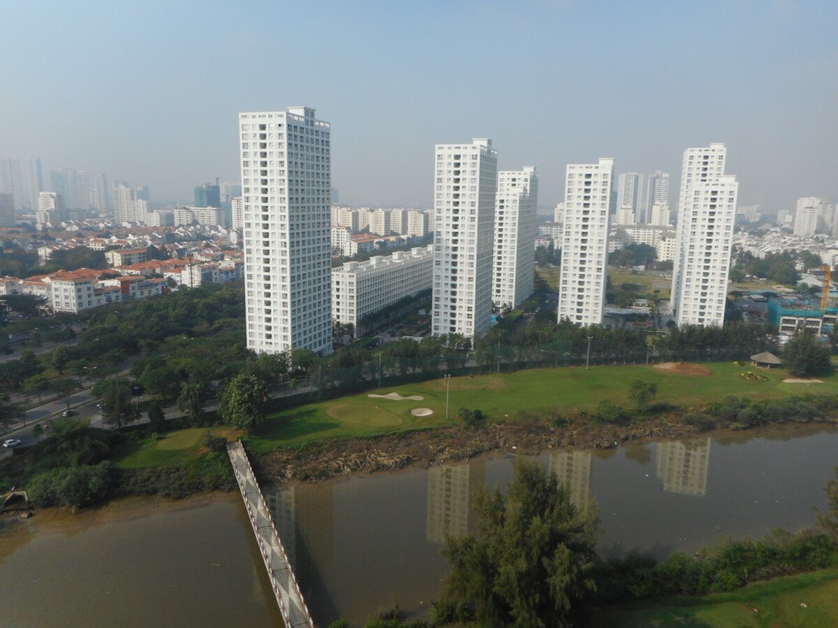 view phong khach - Bán gấp căn hộ 3pn - 151m2 tòa C chung cư Scenic Valley 1 giá 13 tỷ
