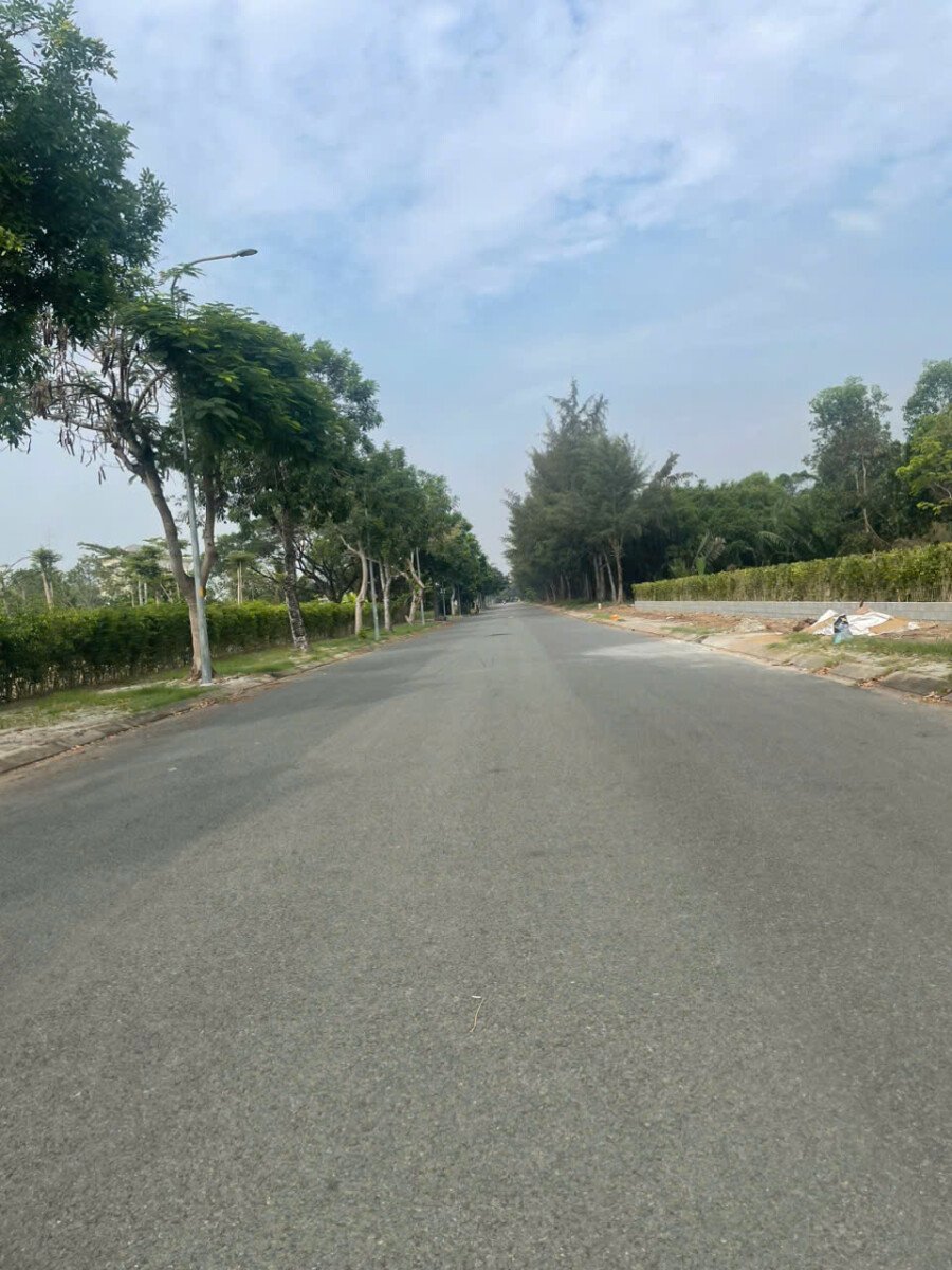 z6506380505383 28525a556749d618e436680479d9109a - Giá mua bán đất nền nhà phố dãy A1 Đường số 1 kdc Phú Xuân Nhà Bè T10/2026